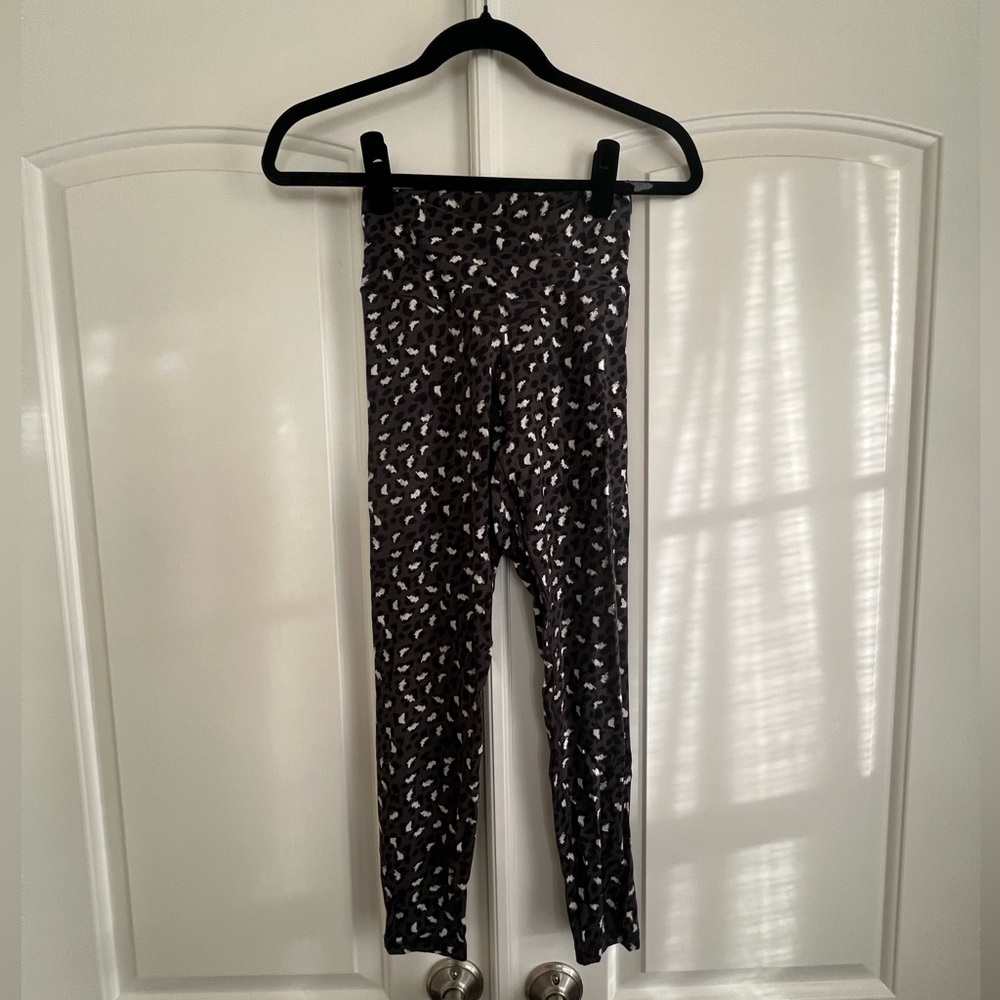Leonard Print - Real Me Leggings